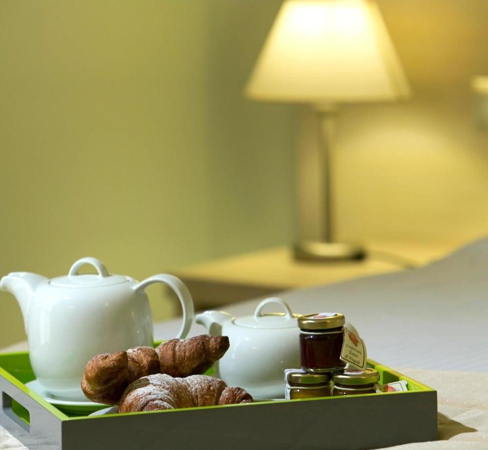 Hotel Tiziano Trapani Ngoại thất bức ảnh