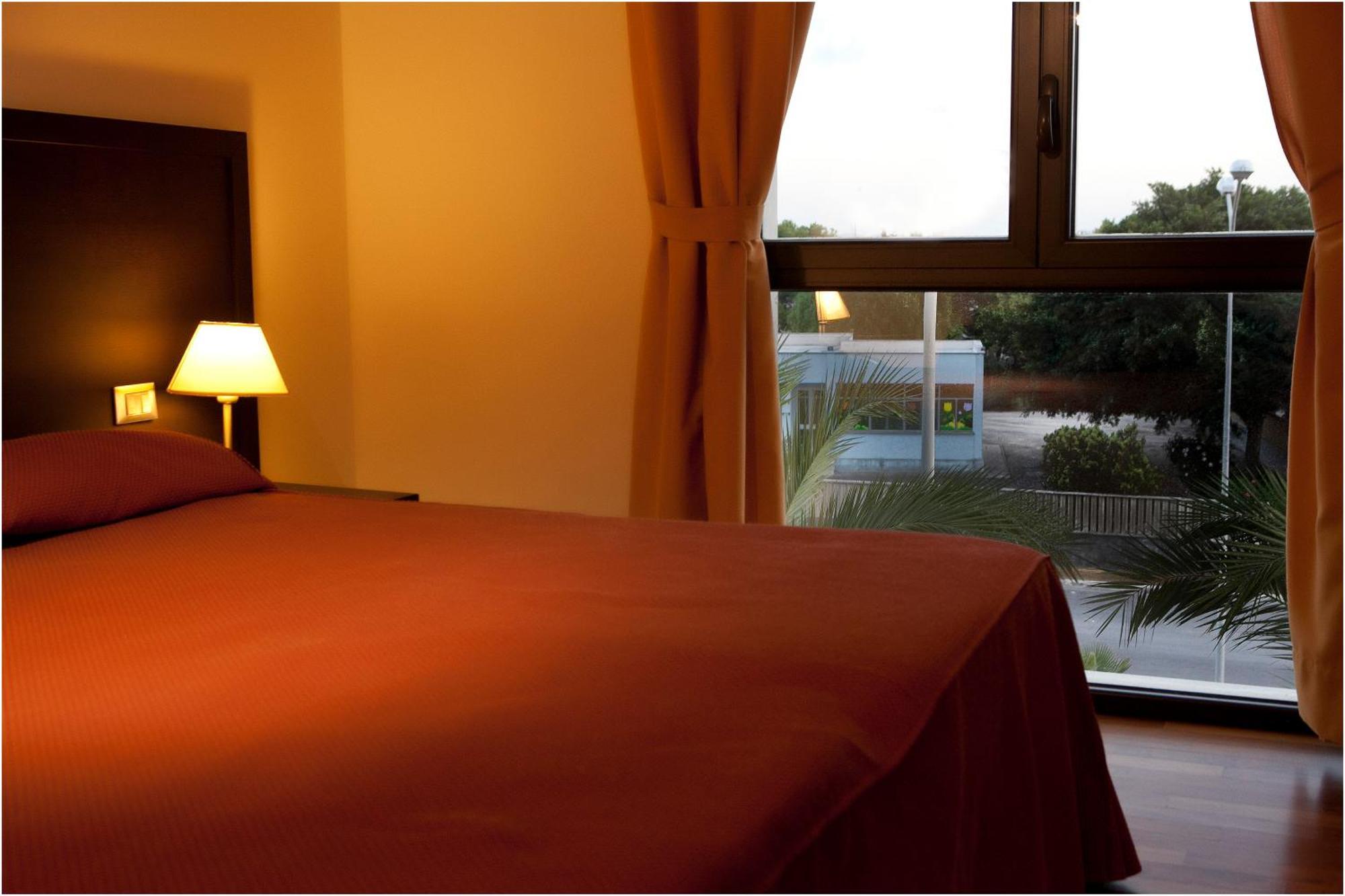 Hotel Tiziano Trapani Ngoại thất bức ảnh