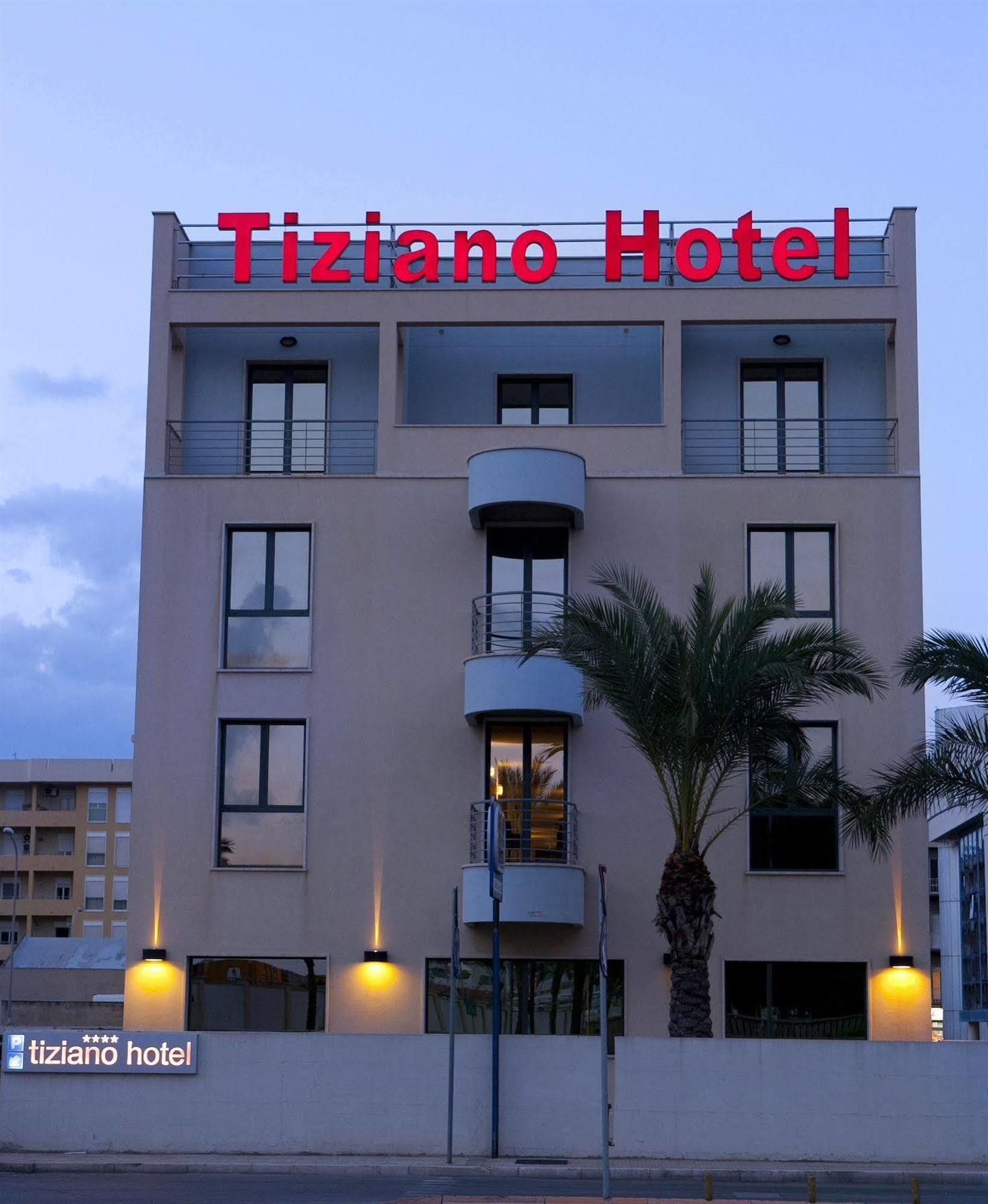 Hotel Tiziano Trapani Ngoại thất bức ảnh